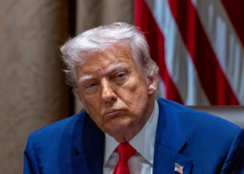 Juez bloquea orden ejecutiva de Trump que buscaba negar a algunos ciudadanos el derecho a votar
