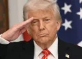 Nueve migrantes fallecen en custodia del ICE desde que Trump asumió el poder