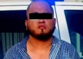 Detienen a hombre por intentar robar diez pantalones de una tienda en Monterrey