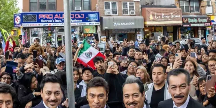 Los Tigres del Norte conquistan Brooklyn con una calle que lleva su nombre