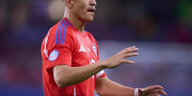 Chile echa mano de Alexis Sánchez y Arturo Vidal