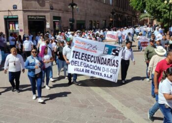 Maestros expresan rechazo a la represión ejercida por la SEGE en el paro