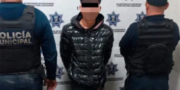 Detienen a joven de 21 años con arma de fuego en la colonia Los Reyes