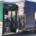 Conductor de MetroRed se estrella con camión cervecero
