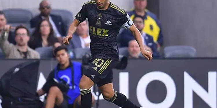 Carlos Vela decide terminar su carrera como futbolista y se retira