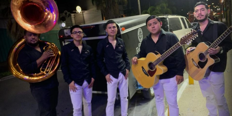Desaparecen cinco miembros de grupo musical en el norte de México según denuncias