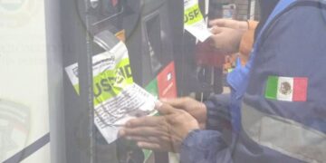 Fotos | Clausuran estación de servicio luego de que su anuncio cayó en Rutilo Torres