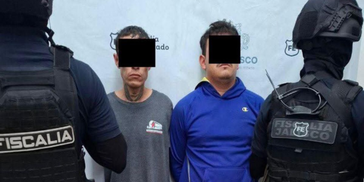 Detienen a presuntos responsables del feminicidio de madre buscadora y el homicidio de su hijo