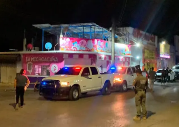 Abaten a uno de dos presuntos asaltantes tras robo a paletería en la colonia Satélite