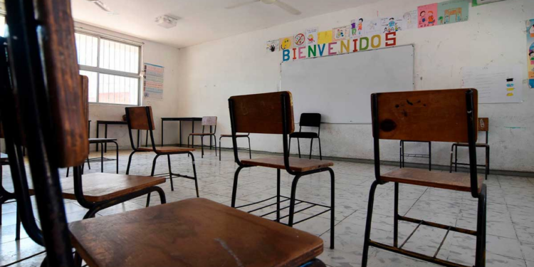 Violencia en Sinaloa obliga a suspender clases presenciales en varios municipios