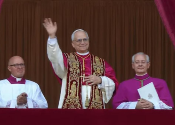 Robert Prevost es elegido papa y adopta el nombre de León XIV
