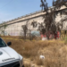 Localizan cuerpo sin vida en lateral de la carretera 57, en Villa de Pozos