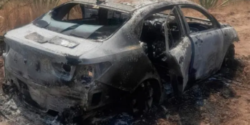 Taxista es herido de gravedad durante violento asalto en Soledad; su unidad fue hallada calcinada
