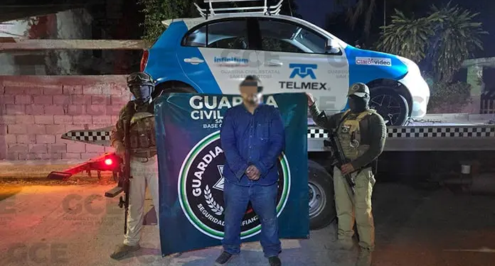 Detienen a individuo que se hacía pasar por trabajador de Telmex