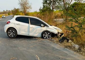 Exceso de velocidad y descuido provocan accidente de turistas de Aguascalientes en la Valles-Naranjo