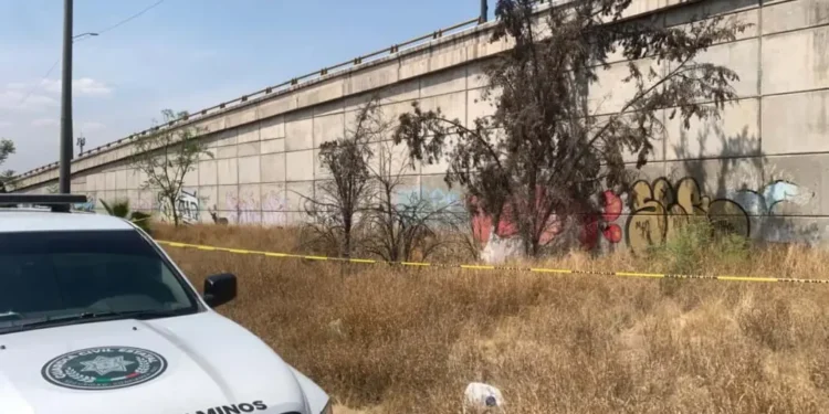 En el lateral de la 57, muere hombre en situación de calle