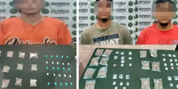 Arrestan a presuntos vendedores de droga