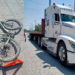 Ciclista de 70 años muere tras ser arrollado por tráiler en Villa de Pozos