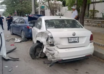 Mujer en presunto estado de ebriedad provoca choque múltiple en Ciudad Valles
