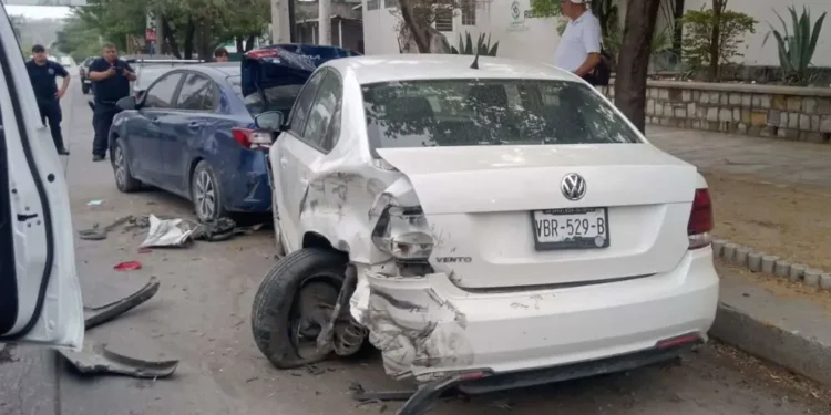 Mujer en presunto estado de ebriedad provoca choque múltiple en Ciudad Valles