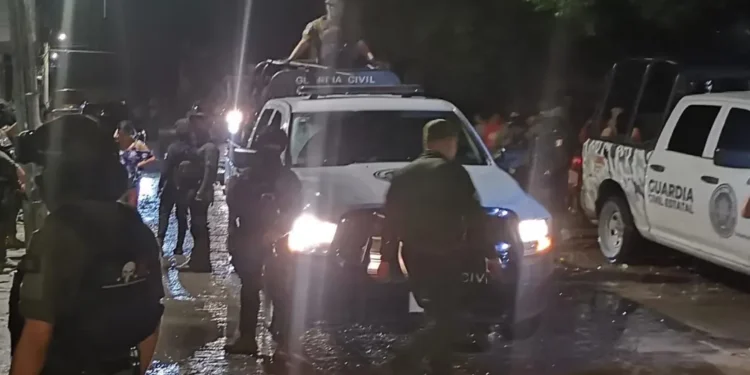 Tras persecución, rescatan a víctima de secuestro en Valles