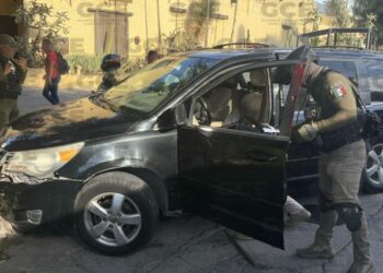 Hallan camioneta implicada en robo ocurrido en Loma Verde