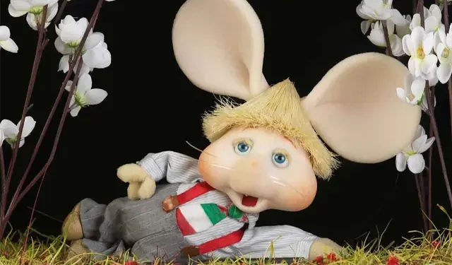 Mujer compra antiguo muñeco de Topo Gigio y se lleva escalofriante experiencia