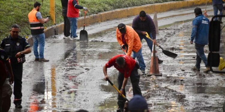 VIDEO | Obras anunciadas para prevenir futuros encharcamientos tras caos vial por inundación en Glorieta Inn