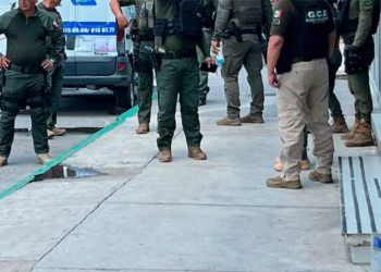 Policía estatal es baleado al frustrar violento asalto
