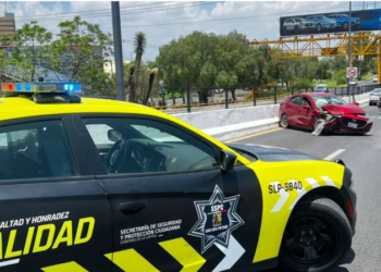Video | Cuantiosos daños en choque frente a Plaza Citadella