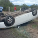 Conductor sufre volcadura en Supercarretera de cuota a Rioverde