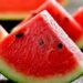 ¿Por qué no es recomendable comprar fruta cortada en el supermercado?