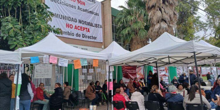 VIDEO | Tres días de toma en La Normal