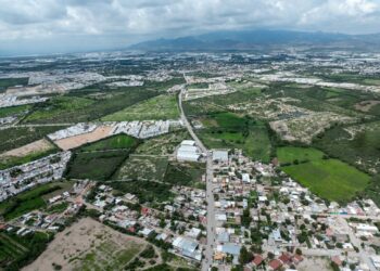VIDEO | Ricardo Gallardo presenta proyecto vial que conectará la carretera Rioverde con la 57
