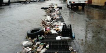 VIDEO | Llamado de Interapas a evitar tirar basura y así reducir riesgos de calles anegadas