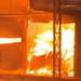 Incendio en bodega del mercado de abastos moviliza a cuerpos de emergencia