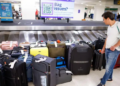 Cómo el cobro de tu equipaje se convirtió en un multimillonario negocio para las aerolíneas