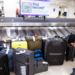 Cómo el cobro de tu equipaje se convirtió en un multimillonario negocio para las aerolíneas