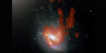 Científicos descubren galaxia “medusa” en una de las regiones más extremas del cosmos