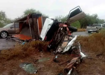 Choque entre dos camionetas deja cuatro heridos graves en la carretera Rioverde-Cerritos