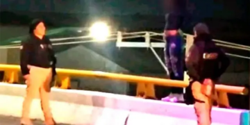 Oficiales de la Guardia Civil Municipal salvan a menor que intentaba lanzarse de un puente