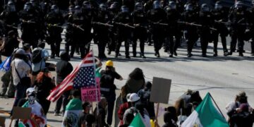 Ileana García, de ‘Latinas for Trump’, se dice decepcionada por arrestos de migrantes