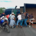 Muere hombre aplastado luego de volcadura de camioneta en carretera 69