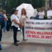 VIDEO| Maestros jubilados protestan fuera de Palacio de Gobierno
