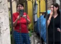 VIDEOS | ‘¡Fuera! ¡Fuera!’ Expulsan entre jaloneos a las ‘Ladys invasoras’ en Tampico