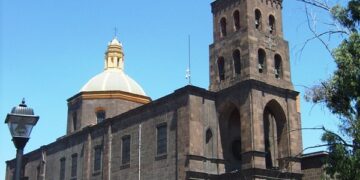 VIDEO | Iglesia pedirá permiso a autoridades para intervenir adoquín frente al Templo de San José