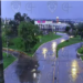 Siguen los cierres viales en la capital después de la lluvia nocturna