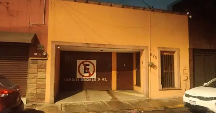 Vecinos denuncian disturbios ocasionados por antro en el Centro Histórico