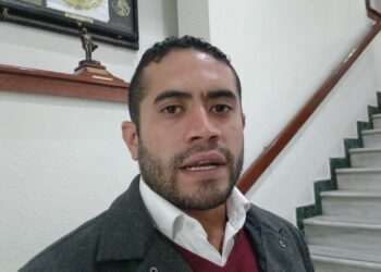 Diputado morenista justifica el bajo desempeño en la evaluación del Congreso Calificado