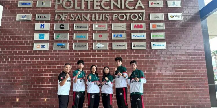 Estudiantes de la Politécnica de SLP brillan en Mundial de Karate en Suecia
